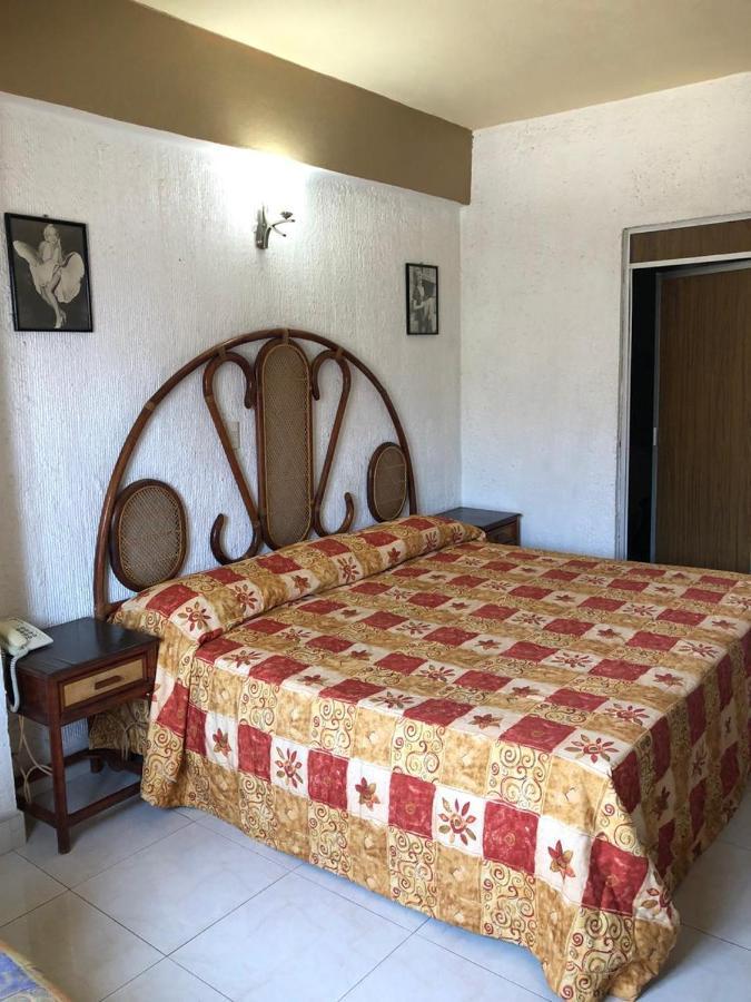 Hotel Sol Del Pacifico Ласаро-Карденас Экстерьер фото