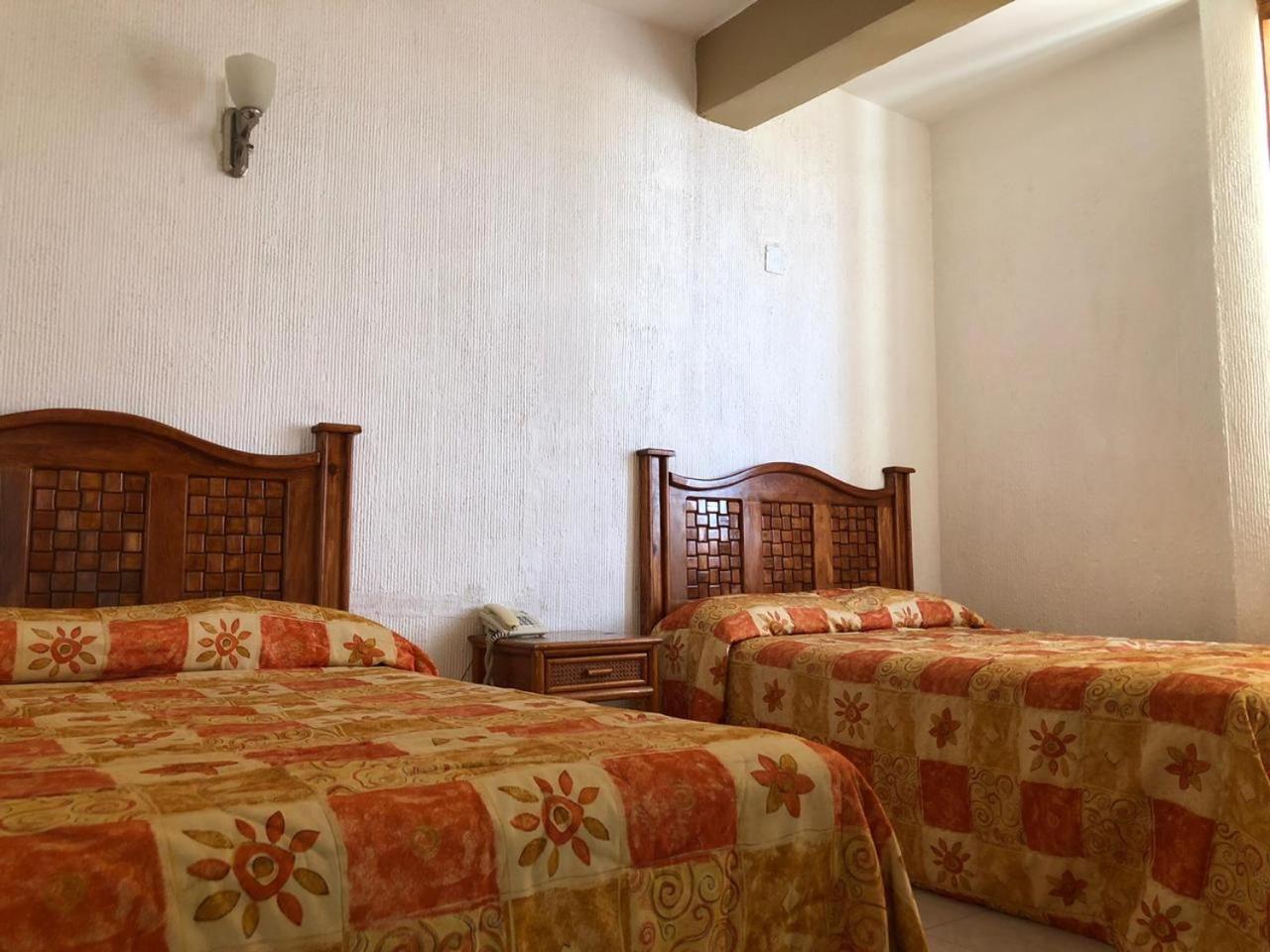 Hotel Sol Del Pacifico Ласаро-Карденас Экстерьер фото