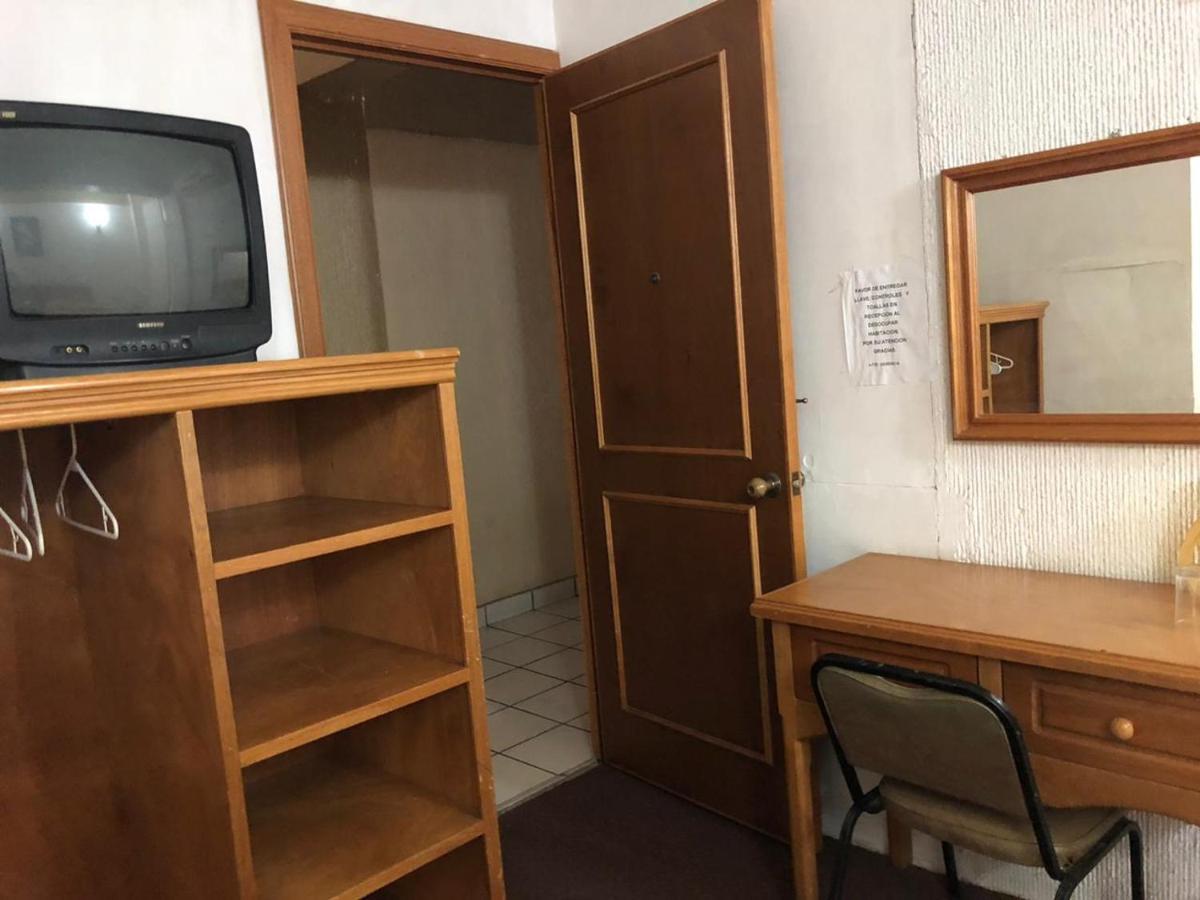 Hotel Sol Del Pacifico Ласаро-Карденас Экстерьер фото