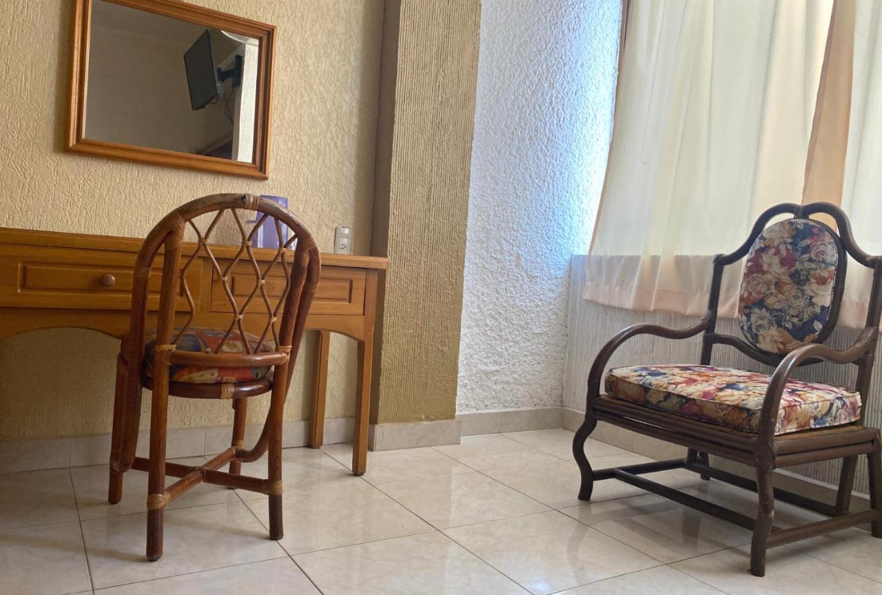 Hotel Sol Del Pacifico Ласаро-Карденас Экстерьер фото